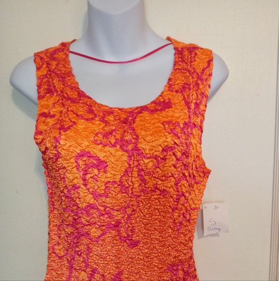 🛍️ BUNDLE ONLY🛍️Jaclyn Smith Orange and Pink Textured Popcorn Tank Top - Picture 2 of 7